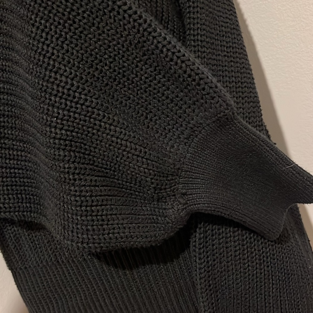 Sweater - Picture 2 of 3